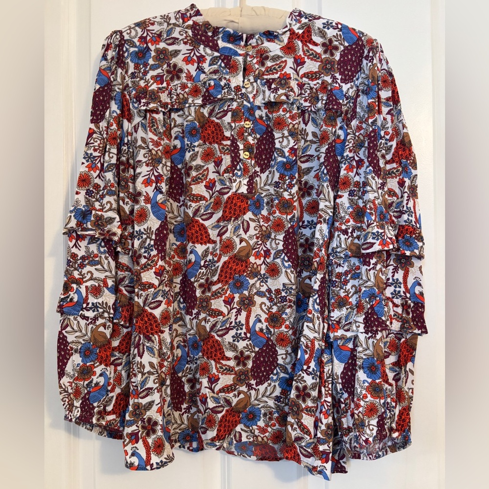 LOFT Floral Peasant Blouse in White w/ Red & Blue Floral & Peacock Print. Sz M